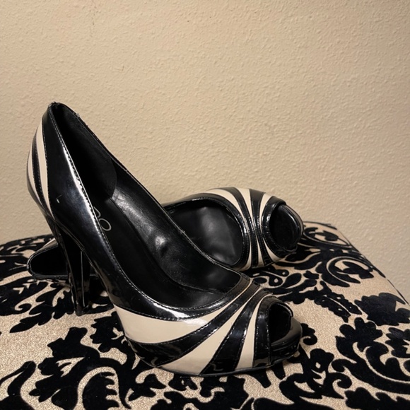 Black & Beige ALDO Stiletto Platform Peep Toe High Heels - Picture 3 of 8
